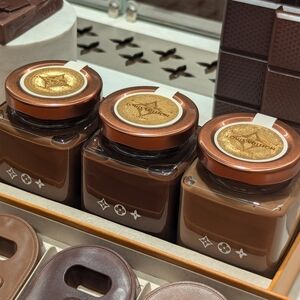 Louis Vuitton Exclusive NYC 57th St Chocolate Spreads